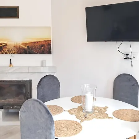 Summer House Gdansk-sobieszewo 度假居